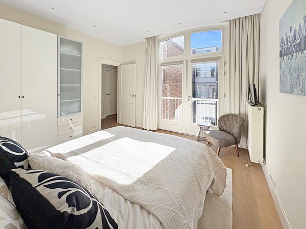 Medium property photo - Pieter Cornelisz. Hooftstraat 55-2, 1071 BN Amsterdam