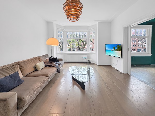 Van Tuyll van Serooskerkenweg 73-1, 1076 JG Amsterdam