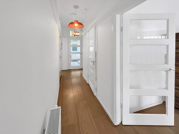 Medium property photo - Van Tuyll van Serooskerkenweg 73-1, 1076 JG Amsterdam