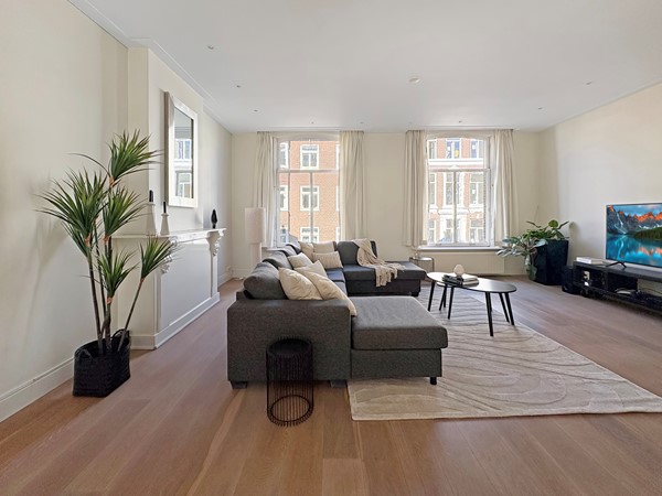 Medium property photo - Pieter Cornelisz. Hooftstraat 55-2, 1071 BN Amsterdam
