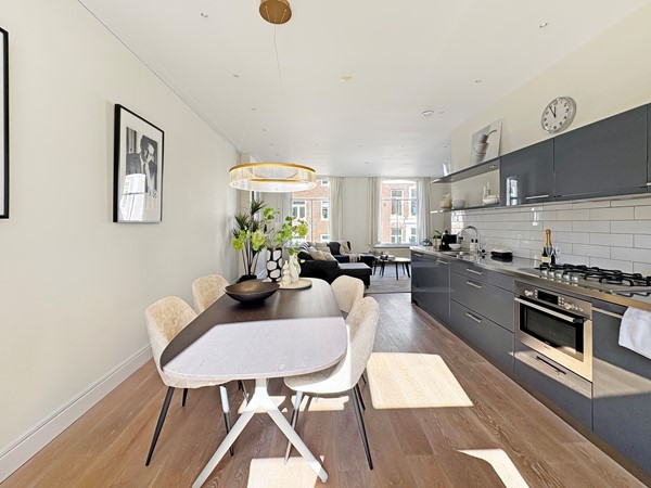 Medium property photo - Pieter Cornelisz. Hooftstraat 55-2, 1071 BN Amsterdam