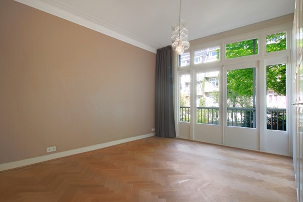 Medium property photo - Holbeinstraat 57-1, 1077 VC Amsterdam