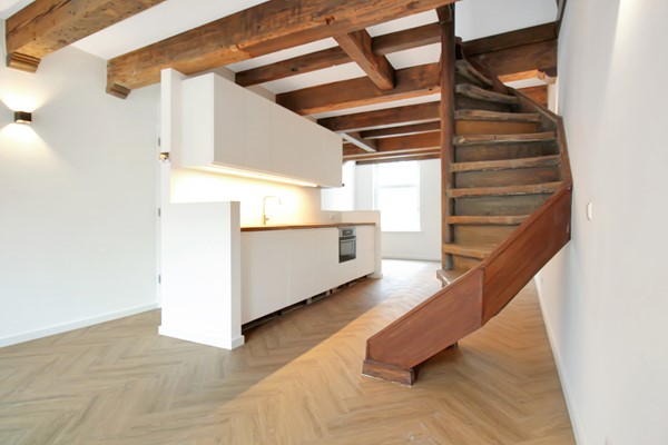 Medium property photo - Nieuwendijk 36-3, 1012 ML Amsterdam