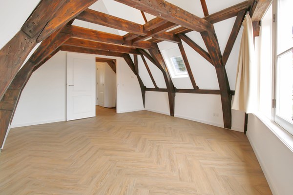 Medium property photo - Nieuwendijk 36-3, 1012 ML Amsterdam