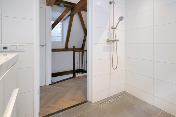 Medium property photo - Nieuwendijk 36-3, 1012 ML Amsterdam