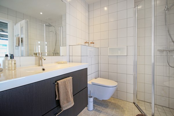 Medium property photo - Van Eeghenstraat 20-2, 1071 GG Amsterdam