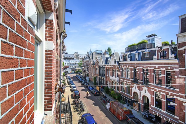 Medium property photo - Van Eeghenstraat 20-2, 1071 GG Amsterdam