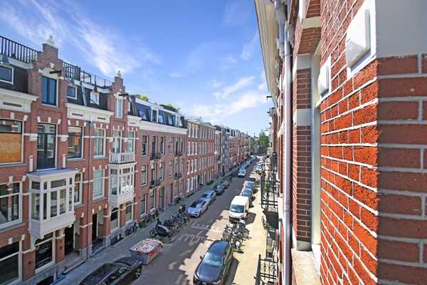 Medium property photo - Van Eeghenstraat 20-2, 1071 GG Amsterdam