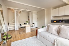 For sale: Willemsstraat 135-2V, 1015 JB Amsterdam