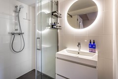 For sale: Willemsstraat 135-2V, 1015 JB Amsterdam