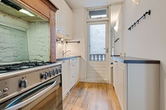 Under offer: Jan Pieter Heijestraat 145-2, 1054 MG Amsterdam