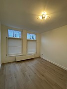 Under option: Pieter Aertszstraat 115-2, 1074 VP Amsterdam