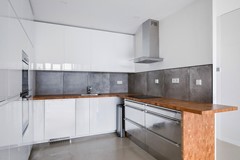 For sale: Oeverpad 575, 1068 PM Amsterdam