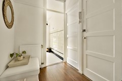 Sold subject to conditions: Hillegomstraat 21-1, 1058 LP Amsterdam