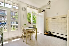 Sold subject to conditions: Hillegomstraat 21-1, 1058 LP Amsterdam