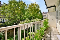 Sold subject to conditions: Hillegomstraat 21-1, 1058 LP Amsterdam