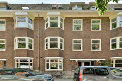 Sold subject to conditions: Hillegomstraat 21-1, 1058 LP Amsterdam