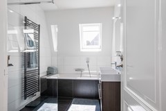Under offer: Gerard Brandtstraat 24B, 1054 JK Amsterdam