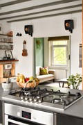 For sale: Molukkenstraat 37-3, 1095 AT Amsterdam