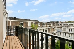 For sale: Molukkenstraat 37-3, 1095 AT Amsterdam