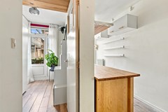 Under offer: Molukkenstraat 37-1, 1095 AT Amsterdam