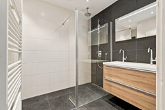 For sale: Vrijheidslaan 55-2, 1079 KE Amsterdam