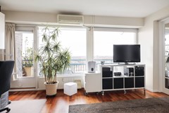 Verhuurd:Burgemeester Hogguerstraat 1159, 1064 EK Amsterdam - Foto