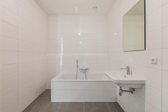 For rent: Barajasweg 174, 1043 CP Amsterdam