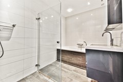 Under offer: Saskia van Uijlenburgkade 38, 1058 GA Amsterdam