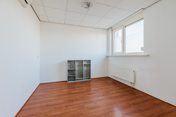 Medium property photo - Burgwal 106, 5341 CS Oss