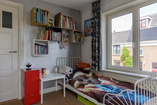 Medium property photo - Hugo van Rijkenlaan 17, 2612 JP Delft