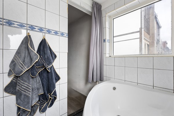 Medium property photo - Geuzenweg 22B, 1221 BT Hilversum