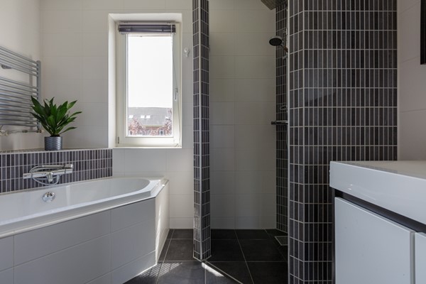 Medium property photo - Heidetuin 99, 3994 PD Houten