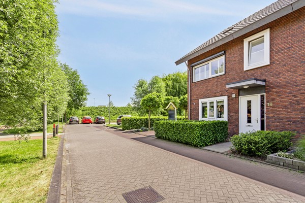 Medium property photo - Henri Dunantstraat 18, 3902 KH Veenendaal