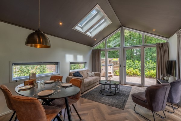 Medium property photo - Nieuwe Veenendaalseweg 229-247, 3911 MJ Rhenen