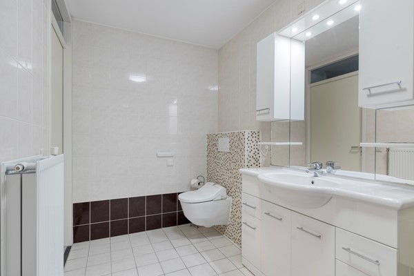 For sale: Rhenendael 60, 3911 RM Rhenen