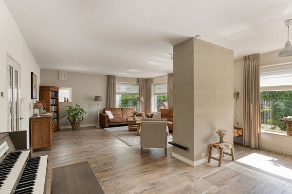 Kerkewijk1023904jgVeenendaalNL-15.jpg