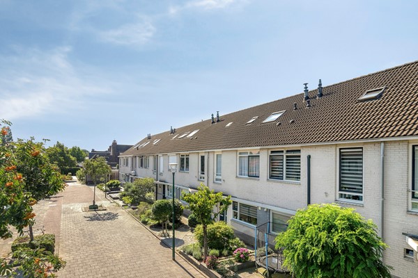 MonteChristolaan323903XJVeenendaalNL-03.jpg