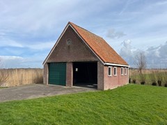 garage buitenkant.jpg