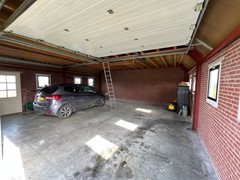 garage.jpg