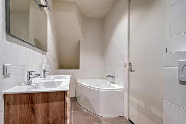 Medium property photo - Voorstraat, 3512 AJ Utrecht