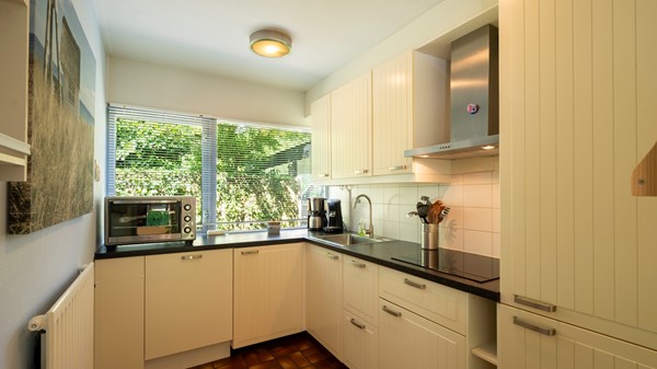 Medium property photo - Oostweg 2-4, 4305 NA Ouwerkerk