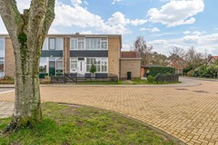 Rented: - Ruime en lichte gezinswoning in rustige woonwijk
- Gezellige tuin op zuid-westen
- U kunt vanaf huis lopen/fietsen naar bos, duin en strand!