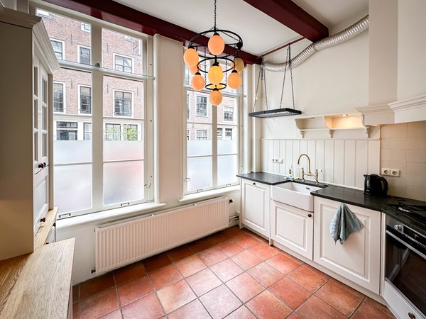Medium property photo - Binnen Brouwersstraat 24A, 1013 EG Amsterdam