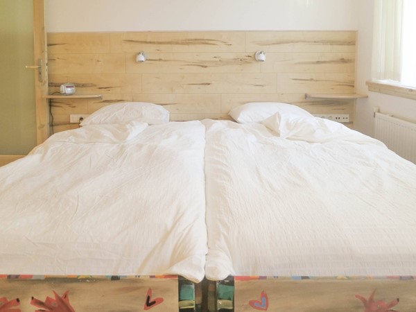 Medium property photo - Oudezijds Voorburgwal 183V2, 1012 EW Amsterdam