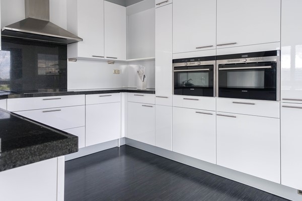 Medium property photo - Raoul Wallenbergstraat 127, 1102 AX Amsterdam