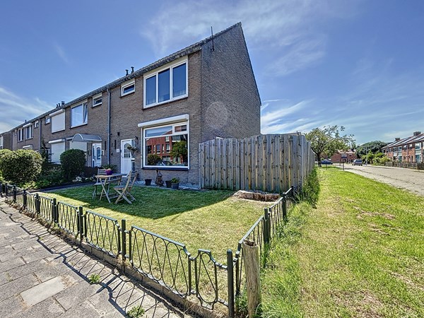 Medium property photo - Burgemeester van Zuijenstraat 47, 4511 GK Breskens