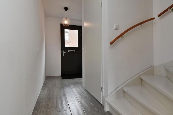 Medium property photo - Amstelstraat 33, 2515 XM Den Haag