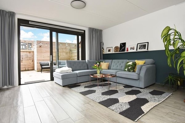 Medium property photo - Amstelstraat 33, 2515 XM Den Haag
