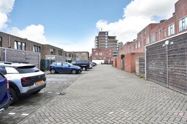 Medium property photo - Amstelstraat 33, 2515 XM Den Haag